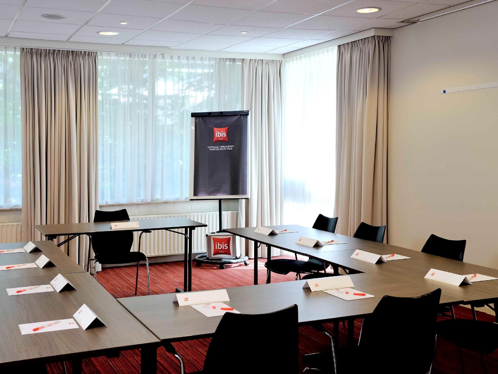 イビス ティルブルフ 写真