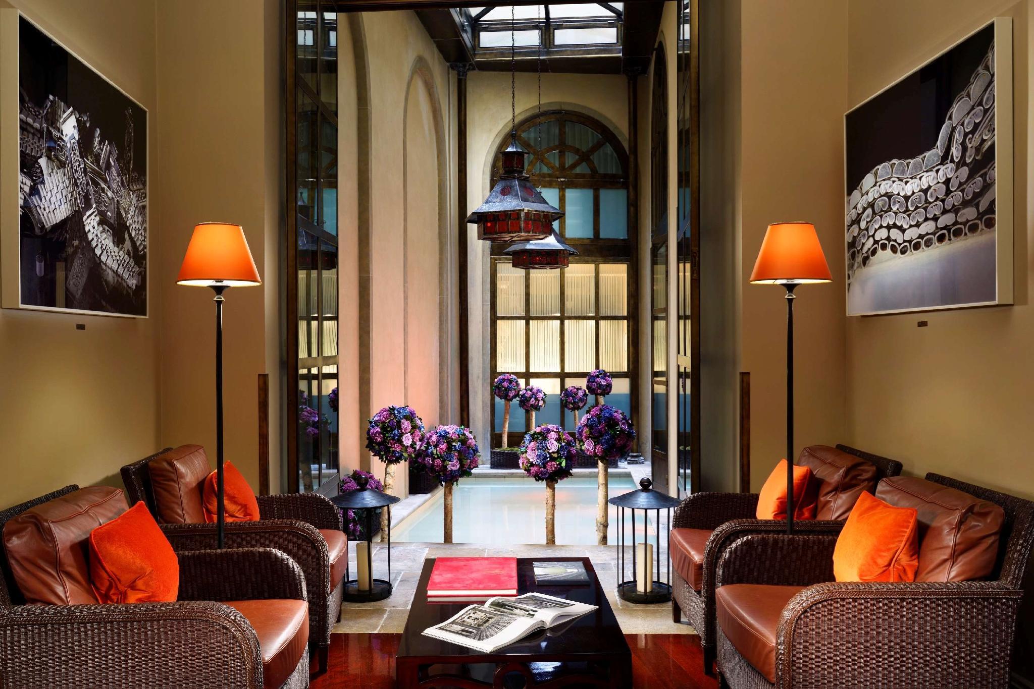 ホテル ロロロージョ 写真