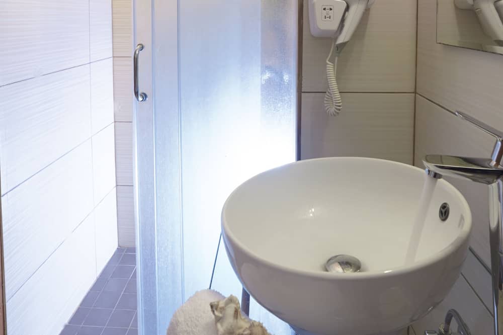 ステュディオス マリオス 写真