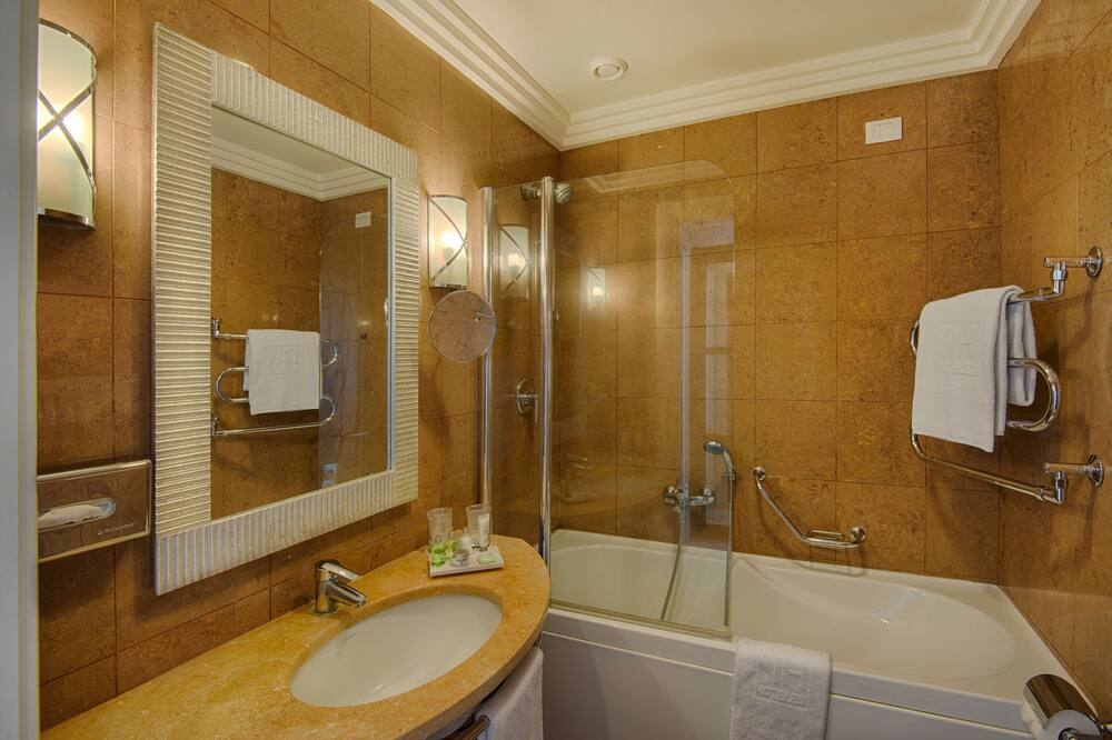 NH カターニア パルコ デリ アラゴネシ 写真