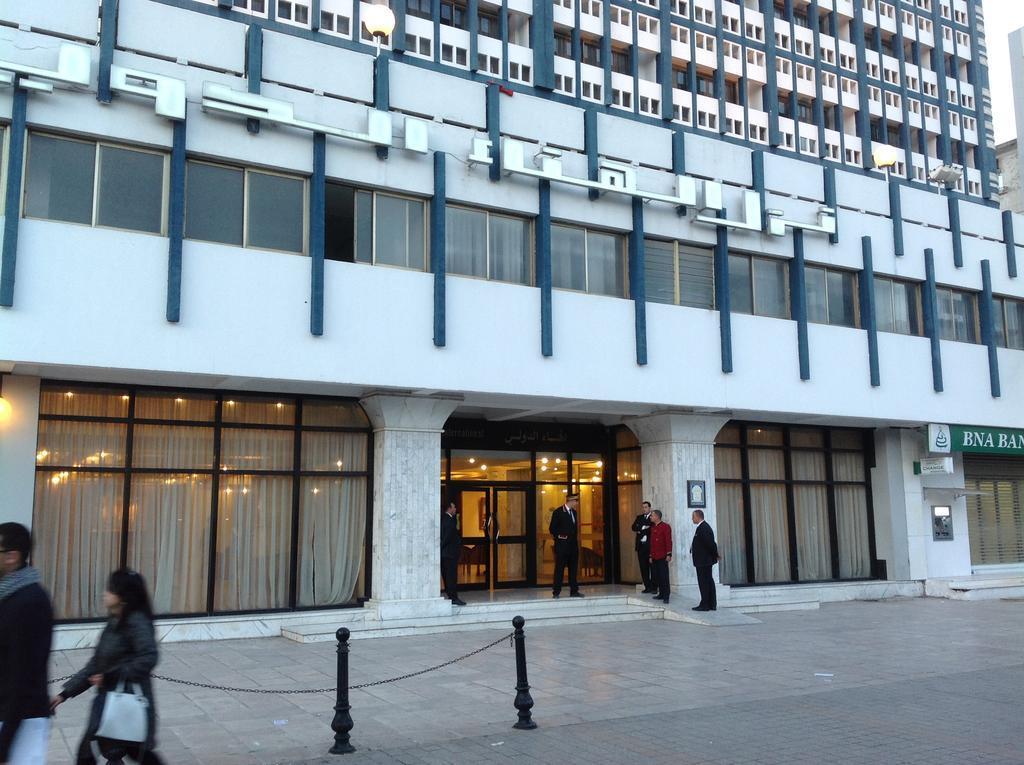 エル ハナ インターナショナル 写真