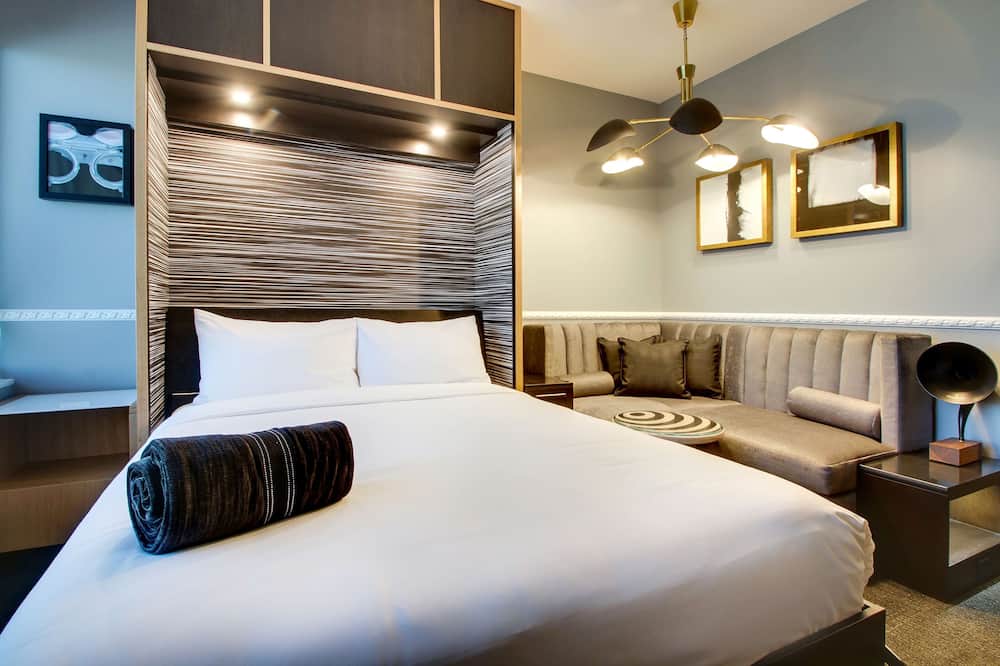 ザ ローズ ホテル シカゴ オヘア タペストリー コレクション バイ ヒルトン 写真