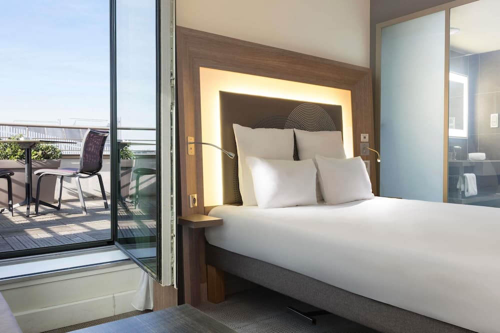 ノボテル パリ サン ドニ スタッド バジリーク 写真