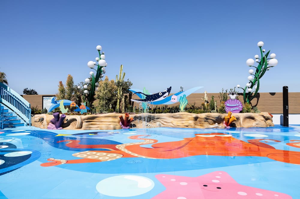 ピクサー プレース ホテル 写真