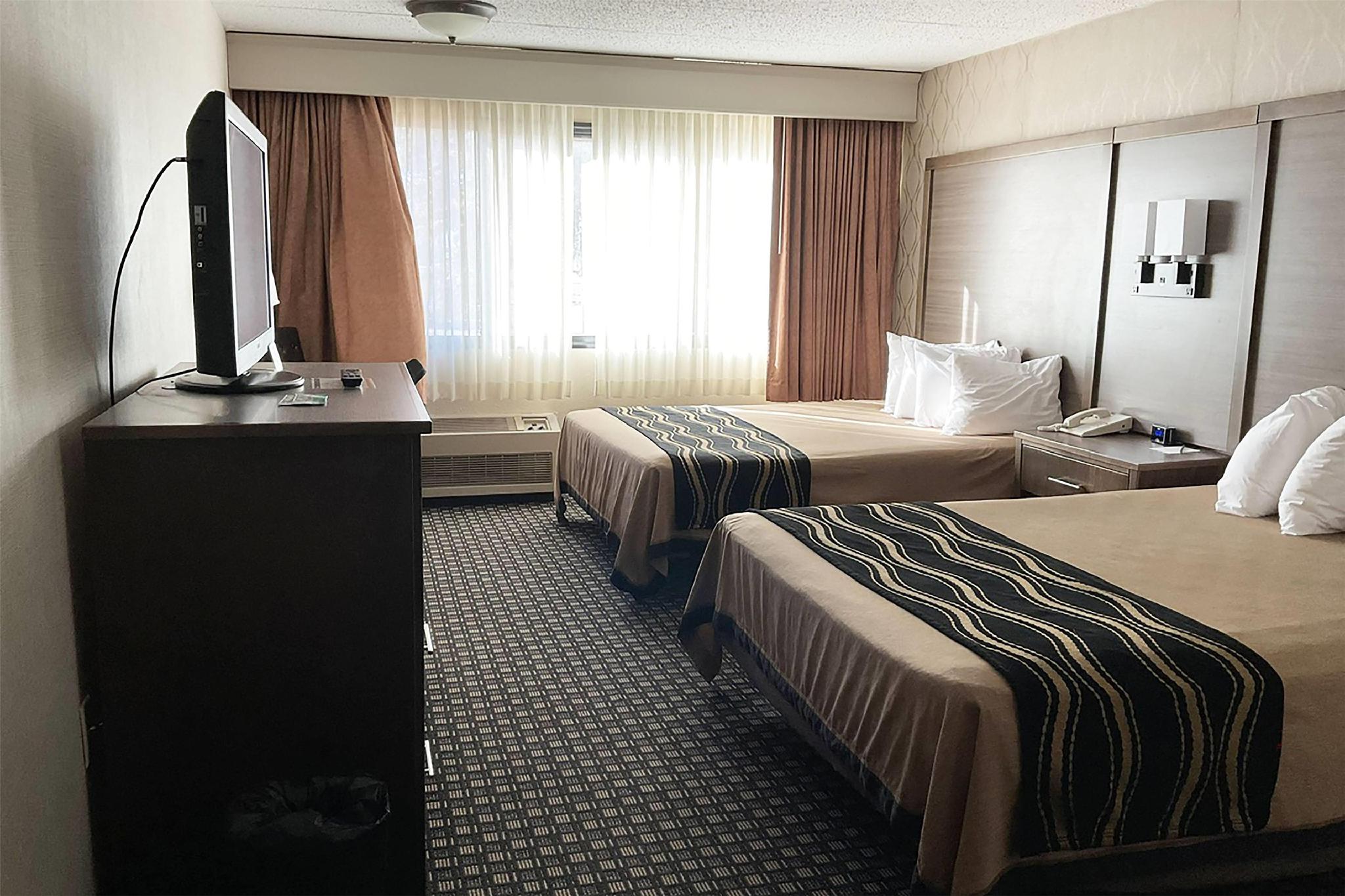 AmericInn by Wyndham Watertown 写真
