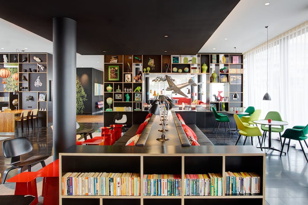 シチズンエム パリ シャルル ド ゴール 写真