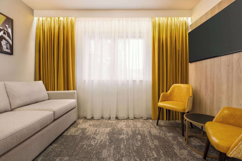 スーパー 8 バイ ウィンダム チェスター イースト 写真