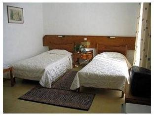 イリニ ホテル 写真