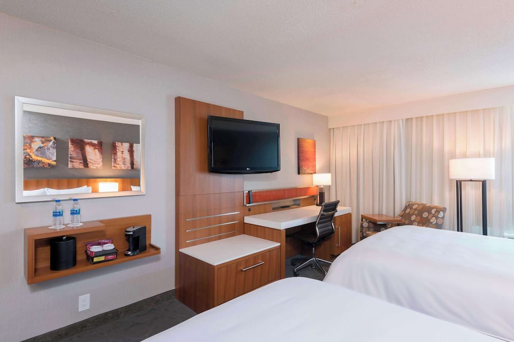 Sonesta Hotel Grand Rapids Airport 写真