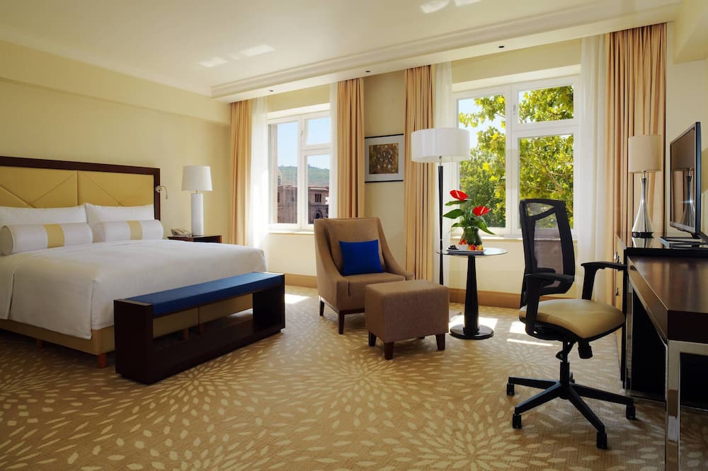 アルメニア マリオット ホテル イェレヴァン 写真