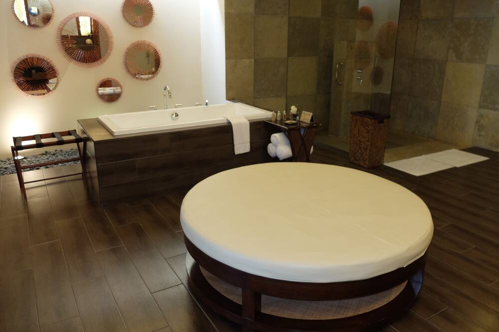 アシャ プレミア スイート 写真