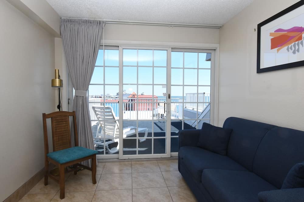 パラダイス プラザ イン 写真