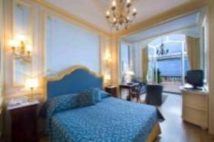 グランド ホテル エクセルシオール ヴィットリア 写真