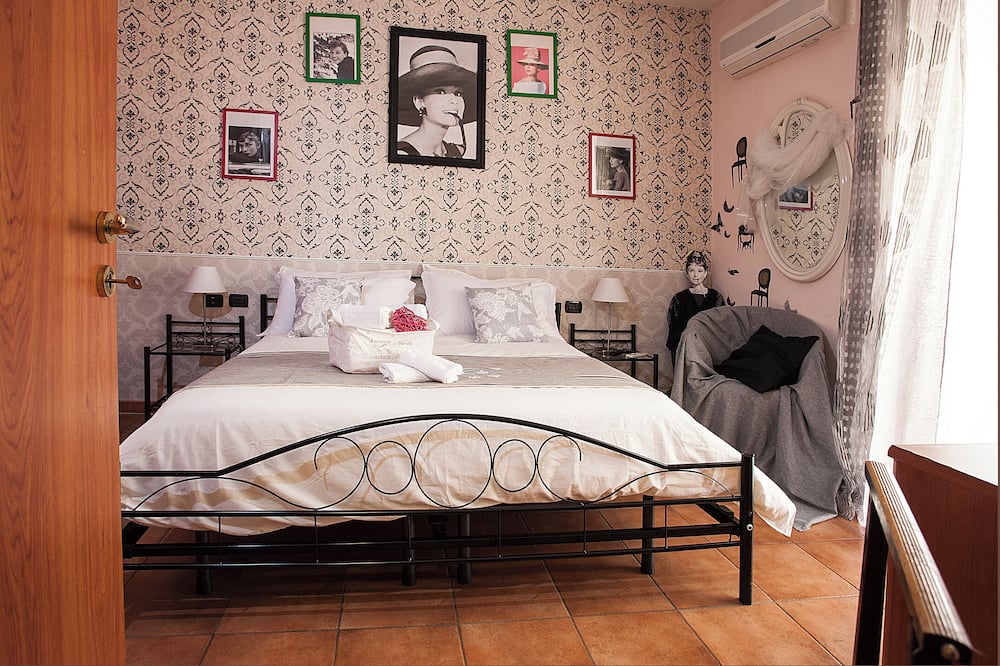 ホテル チネホリデイ 写真