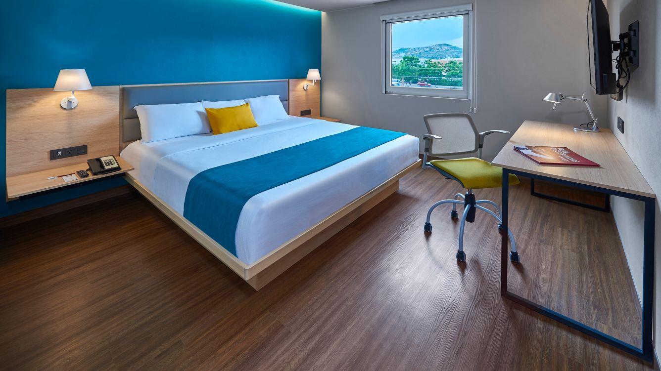 City Express Suites Querétaro 写真