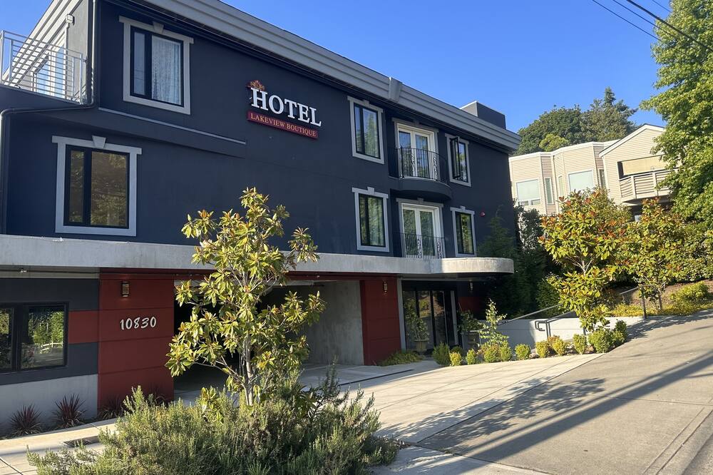 レイクビューホテル 写真