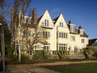 Holm House - Stylish Coastal Suites - Silures Bar & Restaurant On-site 写真