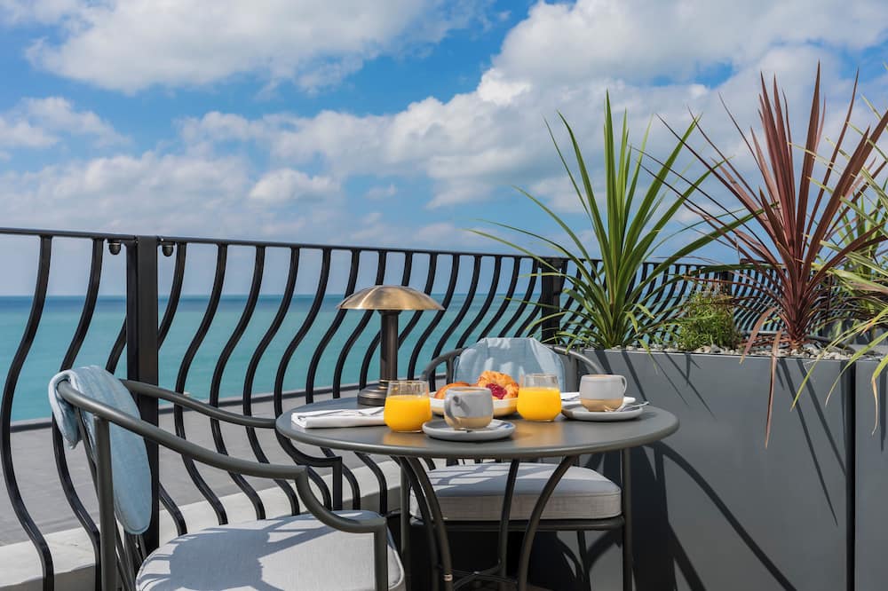 The White Horses by Everly Hotels Collection 写真