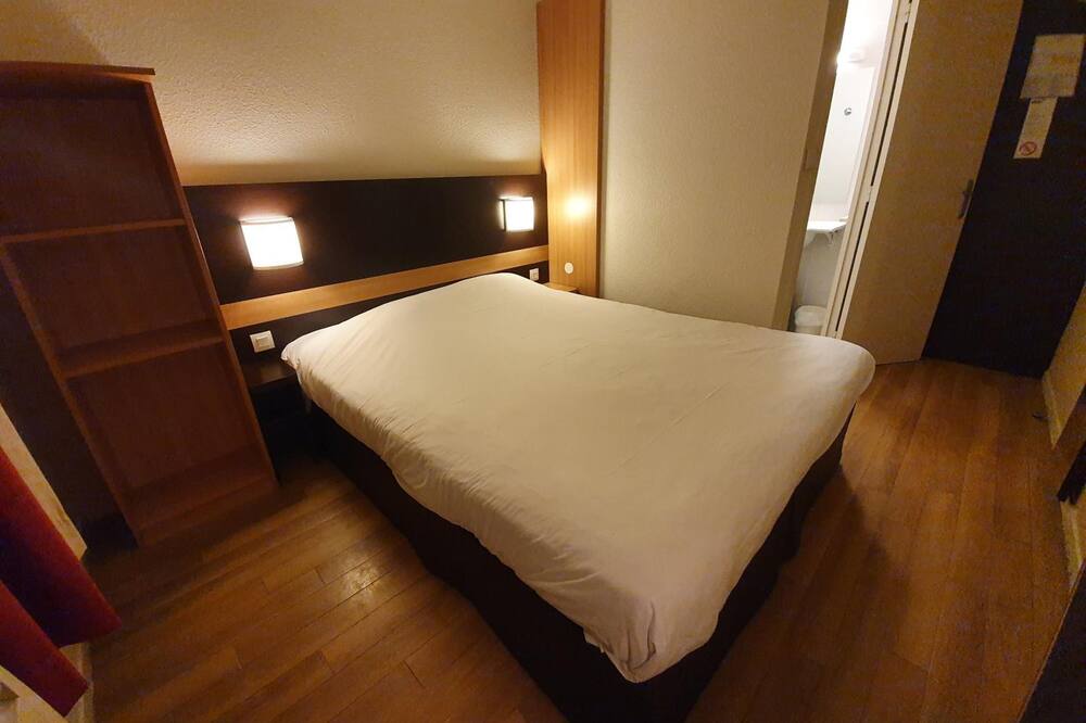 オテル イン デザイン シャルトル レスト ノボ 写真