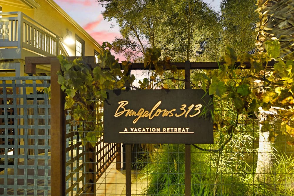 Bungalows 313 写真