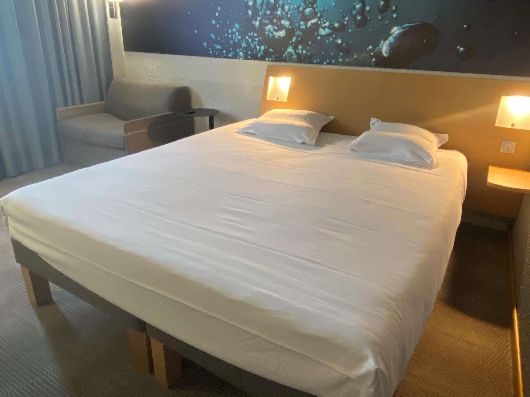 ノボテル ル マン 写真