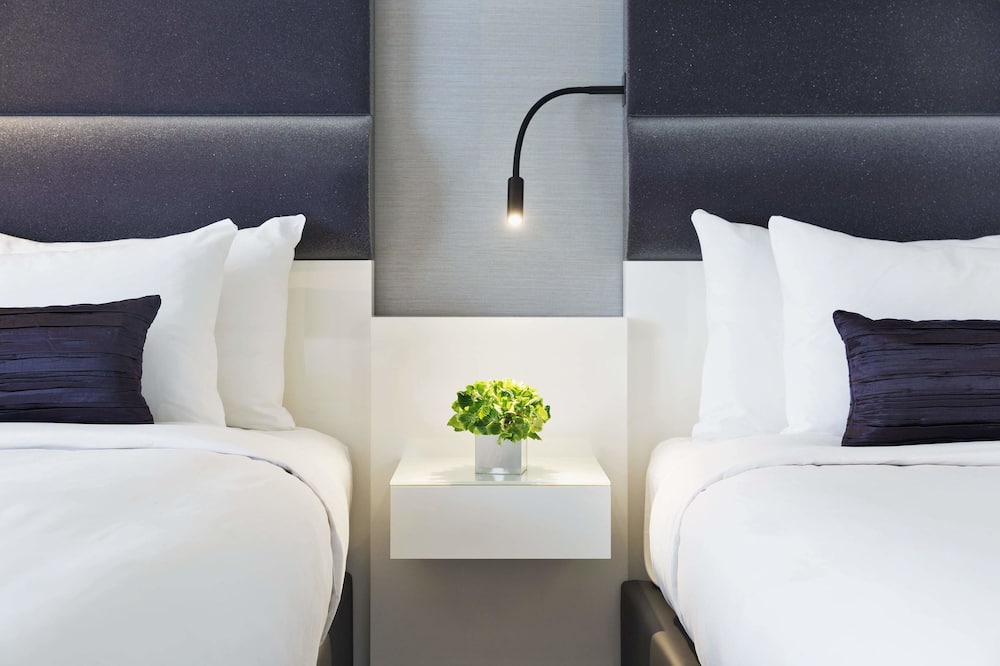 ルネッサンス ウィーン シェーンブルン ホテル 写真