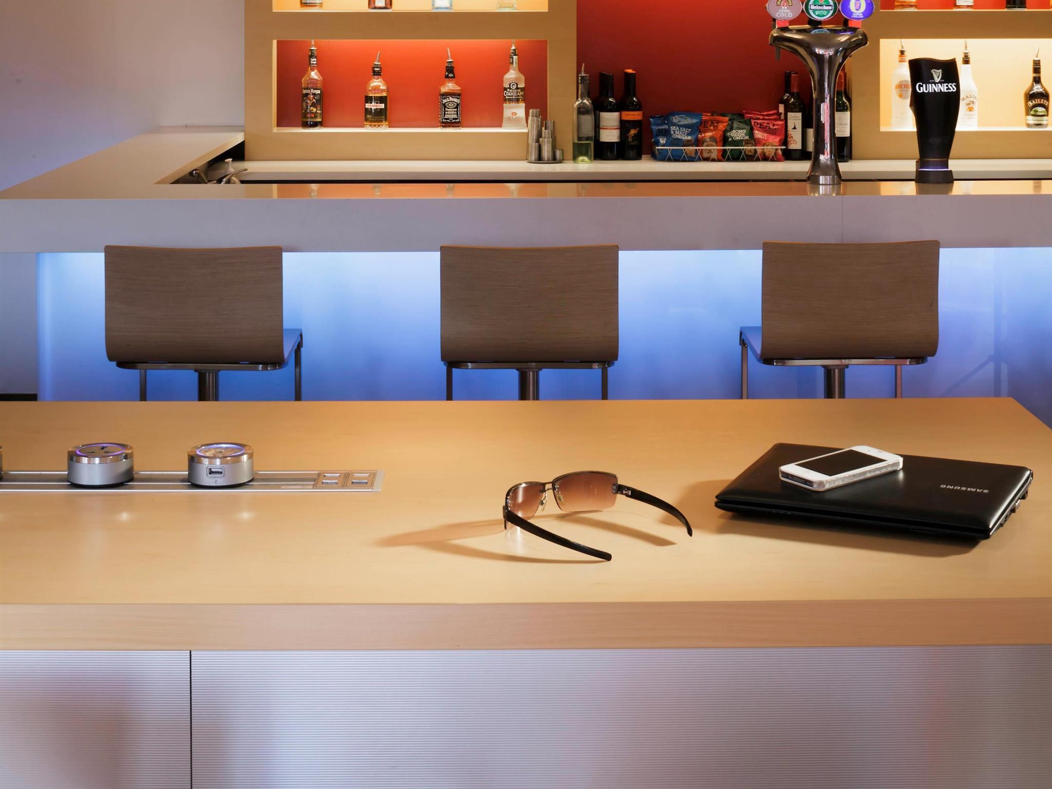 イビス ロンドン ドックランズ カナリー ワーフ 写真