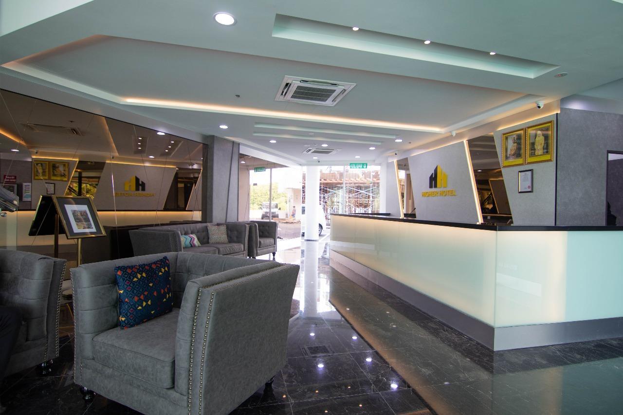 ハイアー ホテル 写真