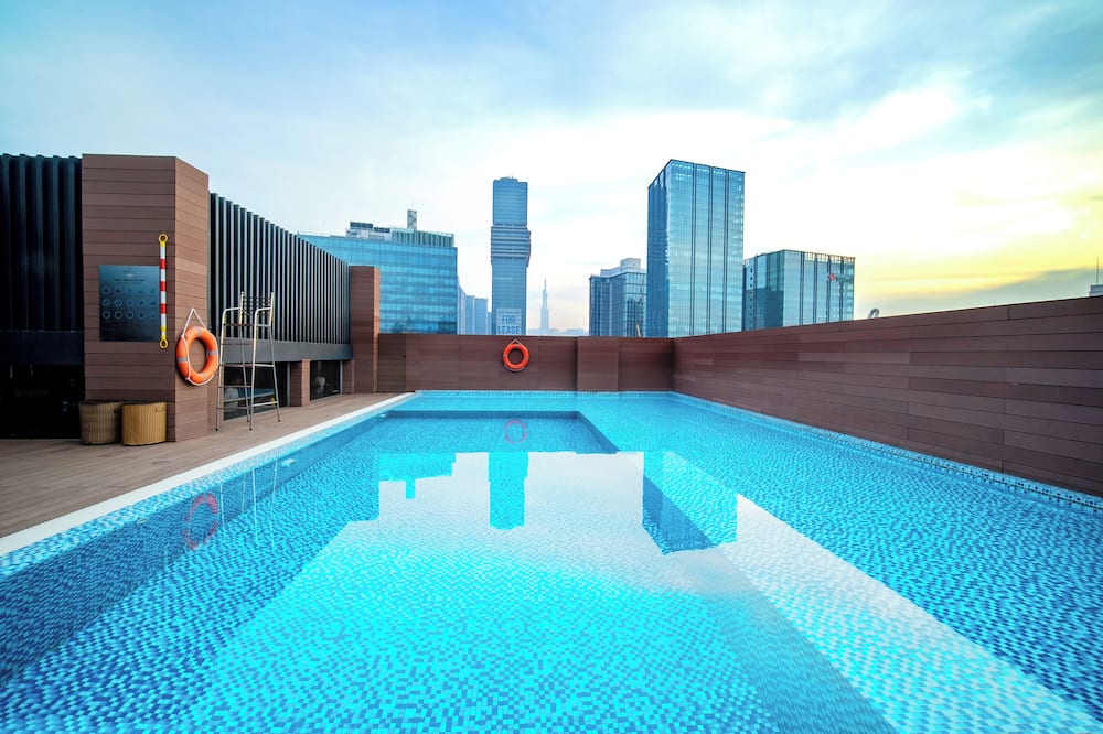 ニャット ハ ロペラ ホテル 写真