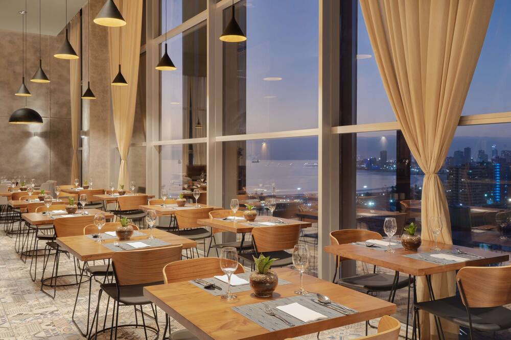 NH イキケ パシフィコ 写真