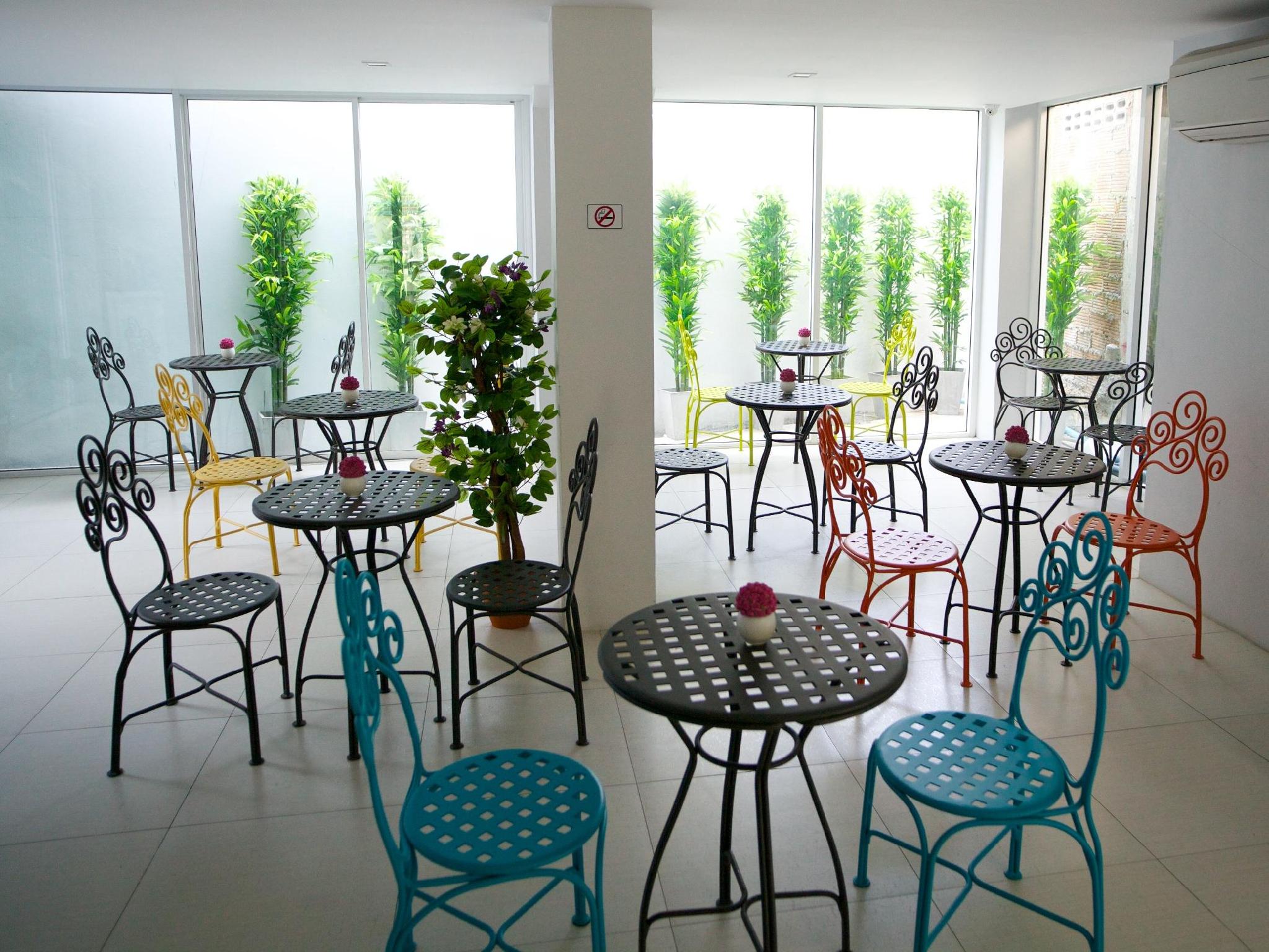 ナントラ チャウェン ビーチ ホテル 写真