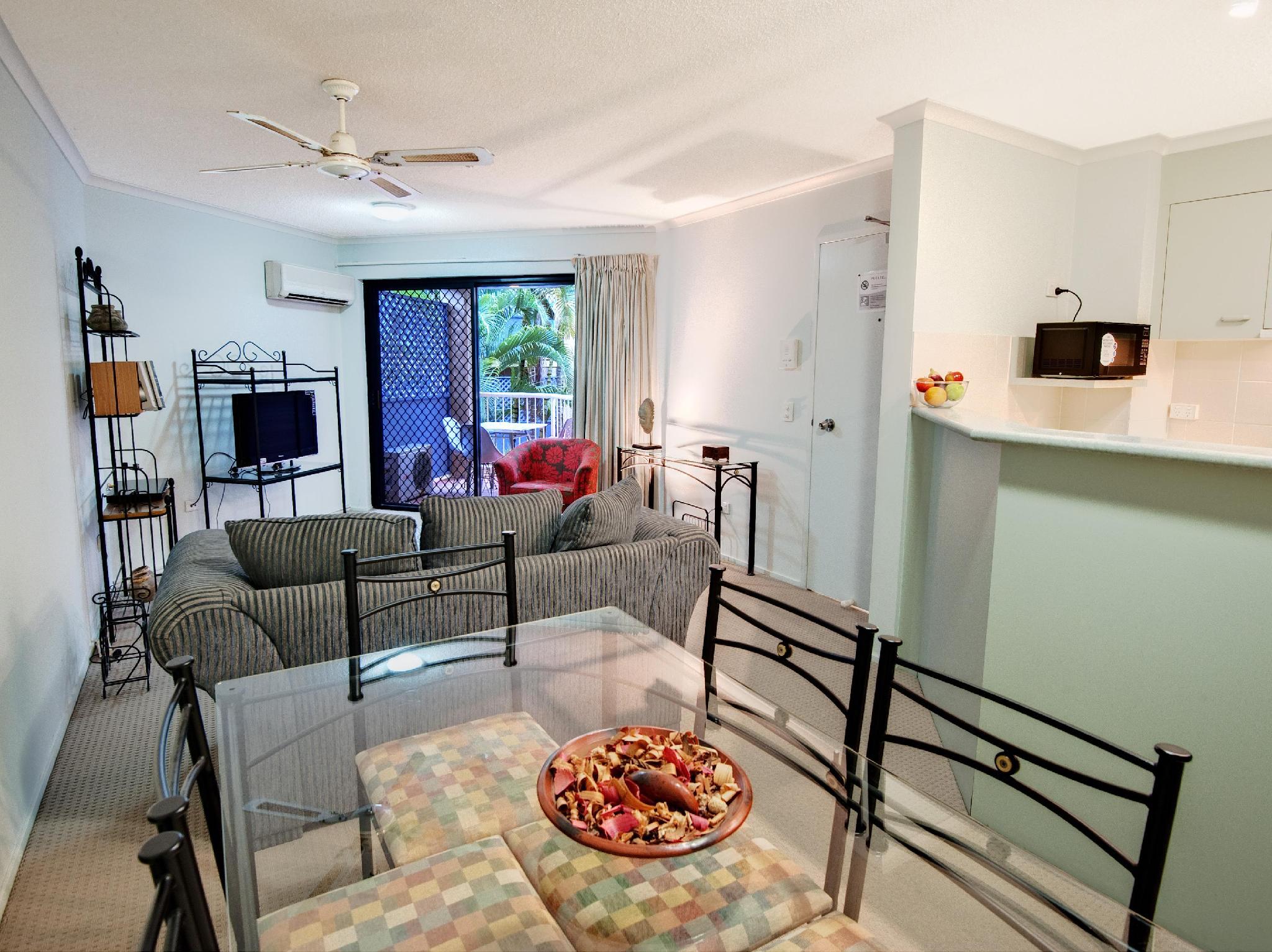 スプリング ヒル アパートメンツ 写真