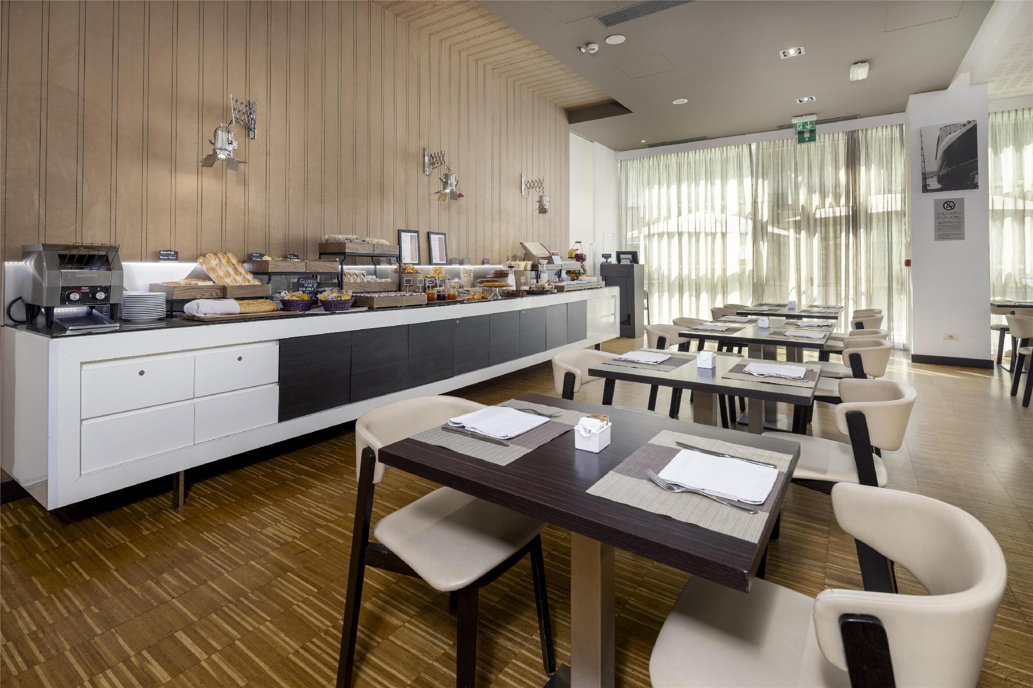 Best Western Premier CHC Airport 写真