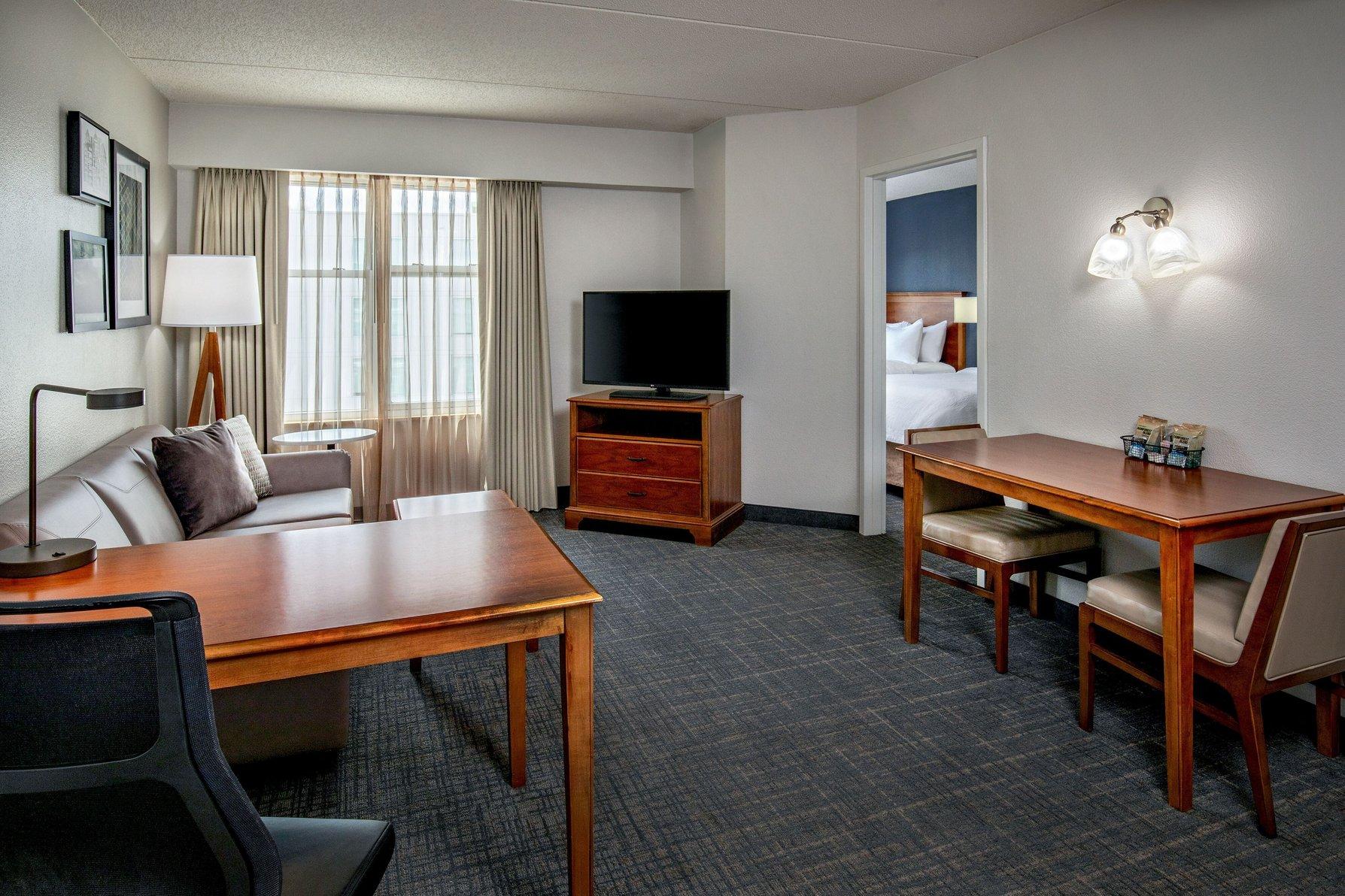 Residence Inn by Marriott Chesapeake Greenbrier 写真