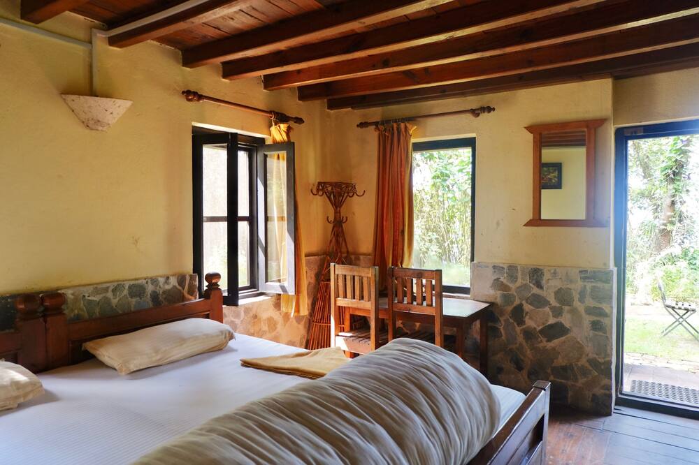 ホテル アット ジ エンド オブ ザ ユニバース 写真