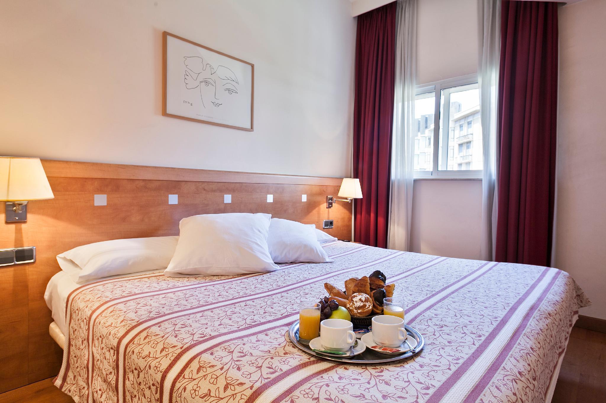 ホテル アクタ アンティベス 写真