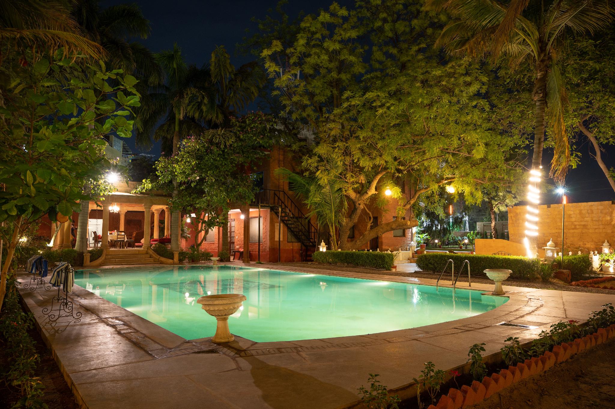 ランバンカ パレス 写真