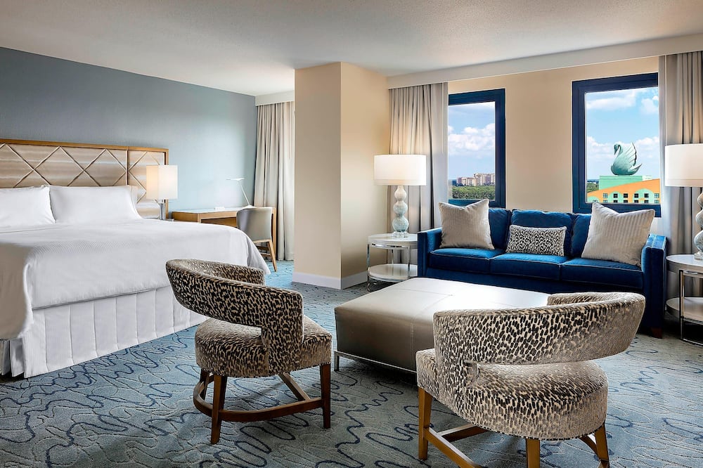 ウォルト ディズニー ワールド ドルフィン 写真