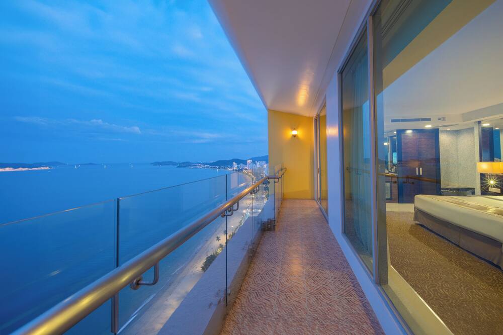 ハバナ ニャチャン ホテル 写真