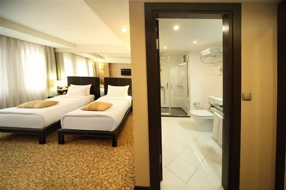 カートゥーン ホテル 写真