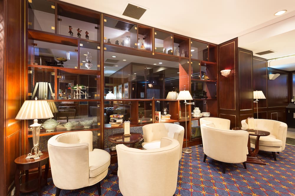 ロイヤル オン ザ パーク 写真