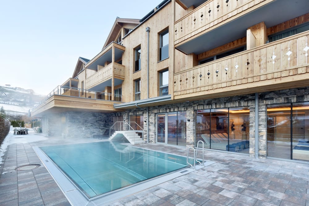 マウンテン ホテル ルイス 写真