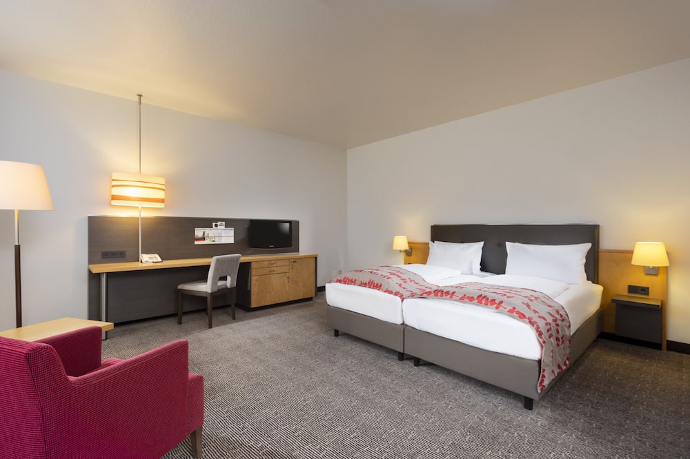 ホリデイ イン フランクフルト エアポート ノイ イーゼンブルク バイ IHG 写真