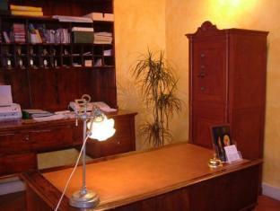 ホテル デ プラーティ 写真