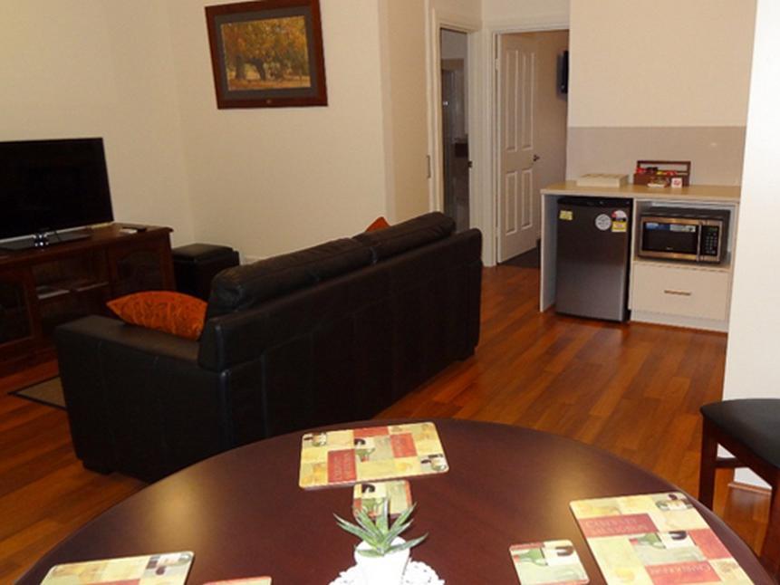 ハーンドルフ オーク ツリー コテージズ 写真