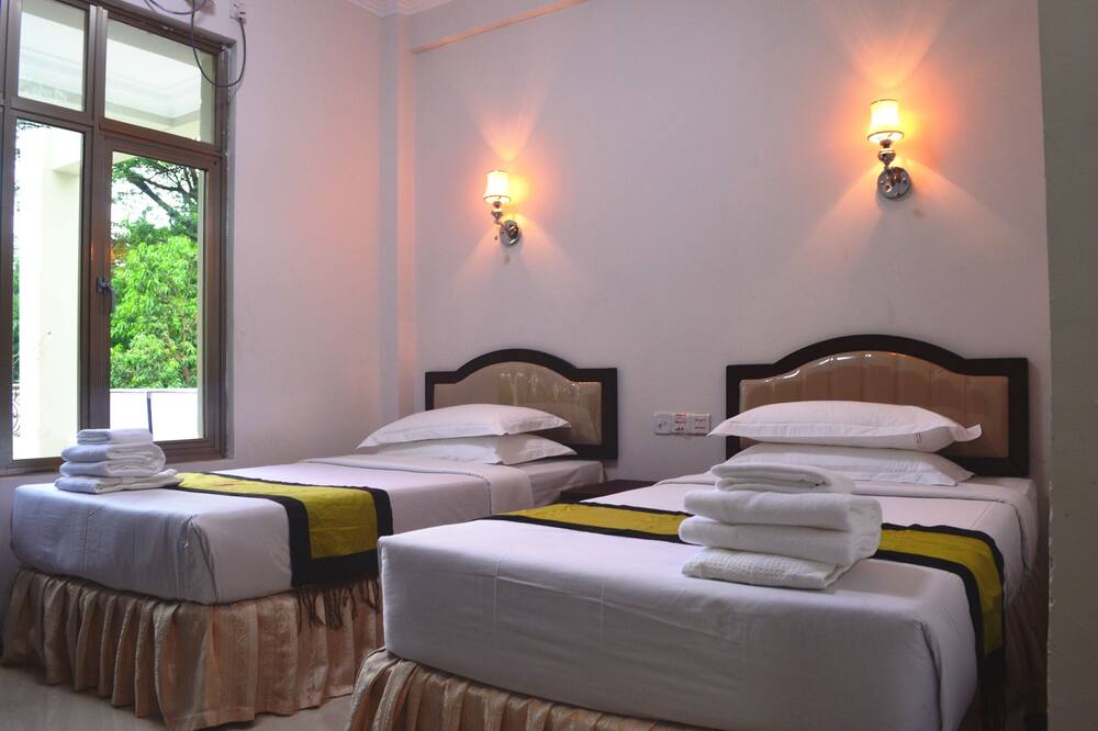 ヤンゴン エアポート ホテル 写真