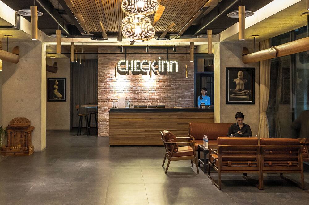 チェックインプノンペンロイヤルパレス 写真