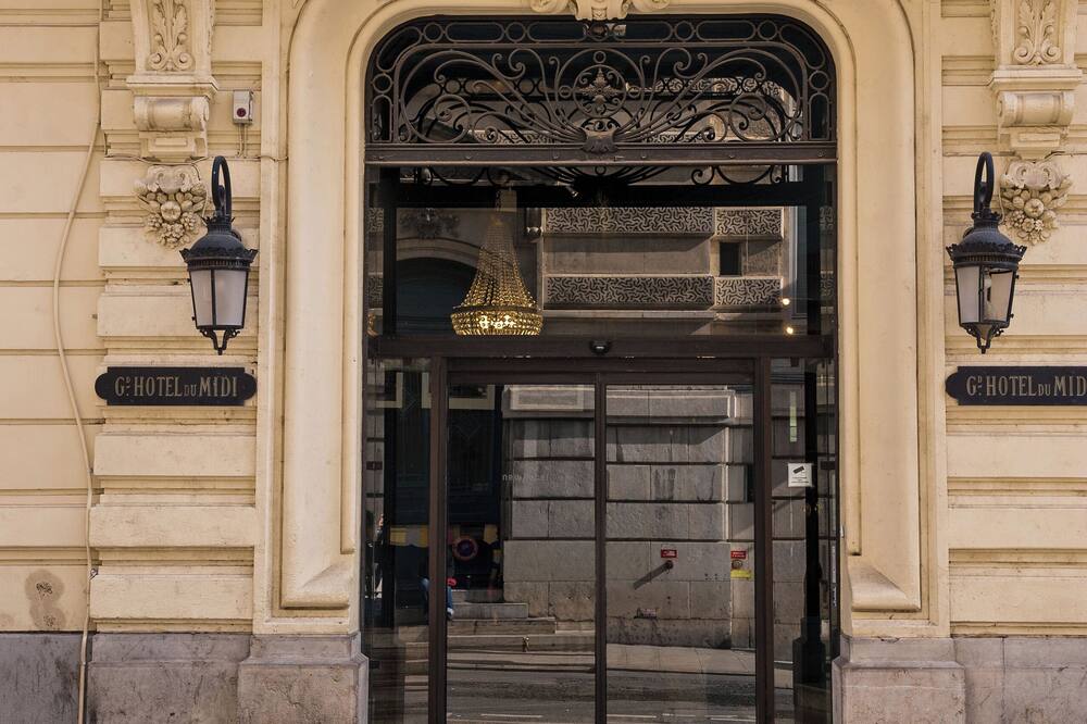 グランド ホテル ドゥ ミディ モンペリエ コメディ オペラ 写真