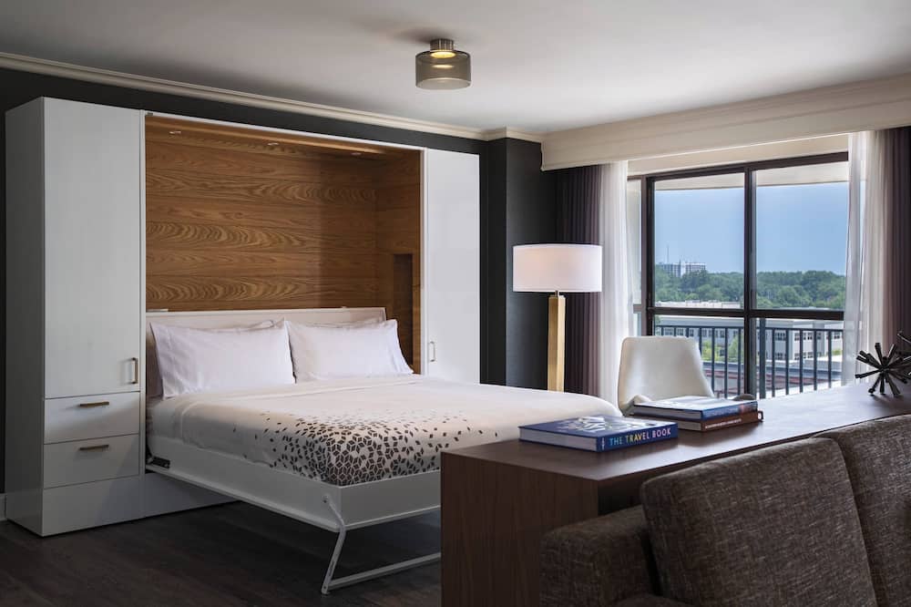 ルネッサンス ローリー ノース ヒルズ ホテル 写真