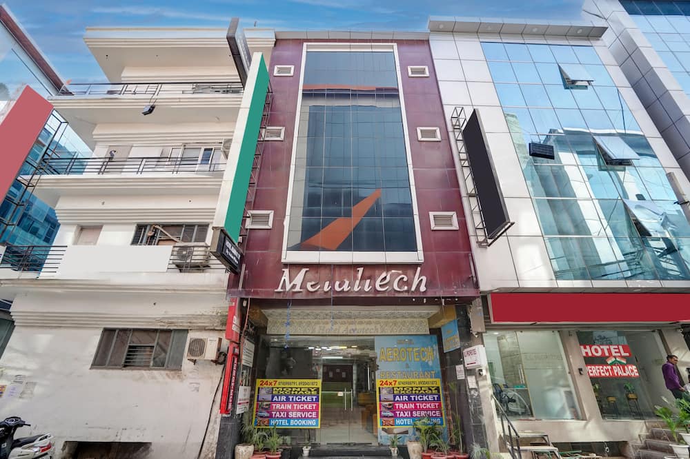 ホテル エアロテック ニア デリー エアポート 写真